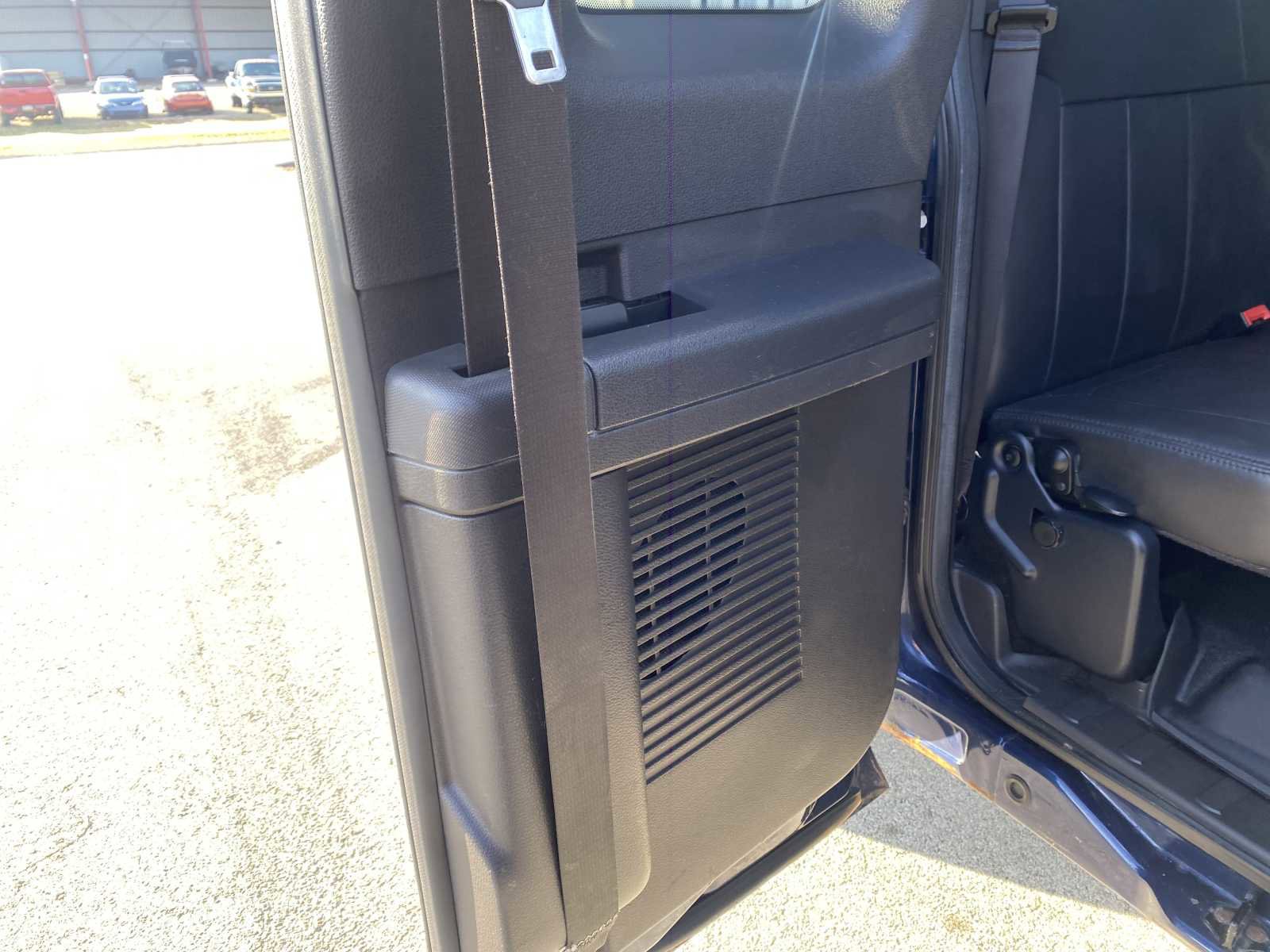 Used 2011 Ford F350 Lariat w/ Lariat Interior Pkg image 33