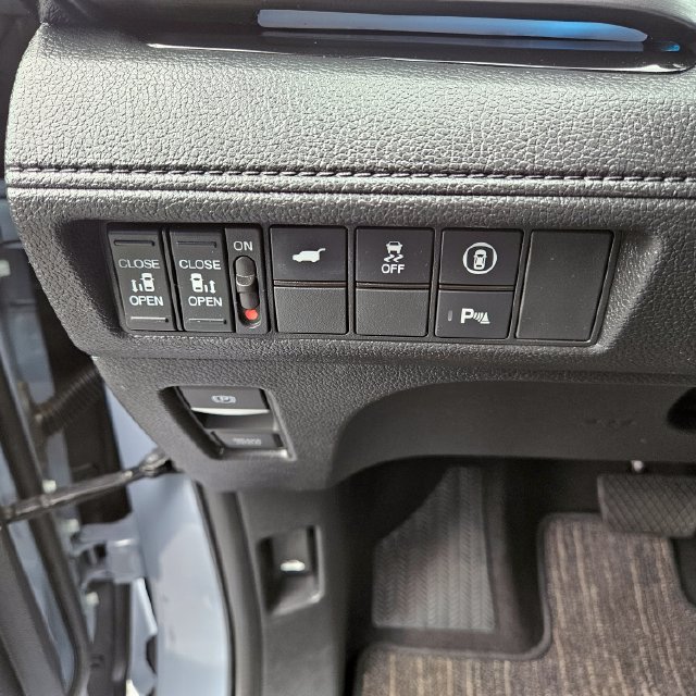 Used 2023 Honda Odyssey Touring image 33
