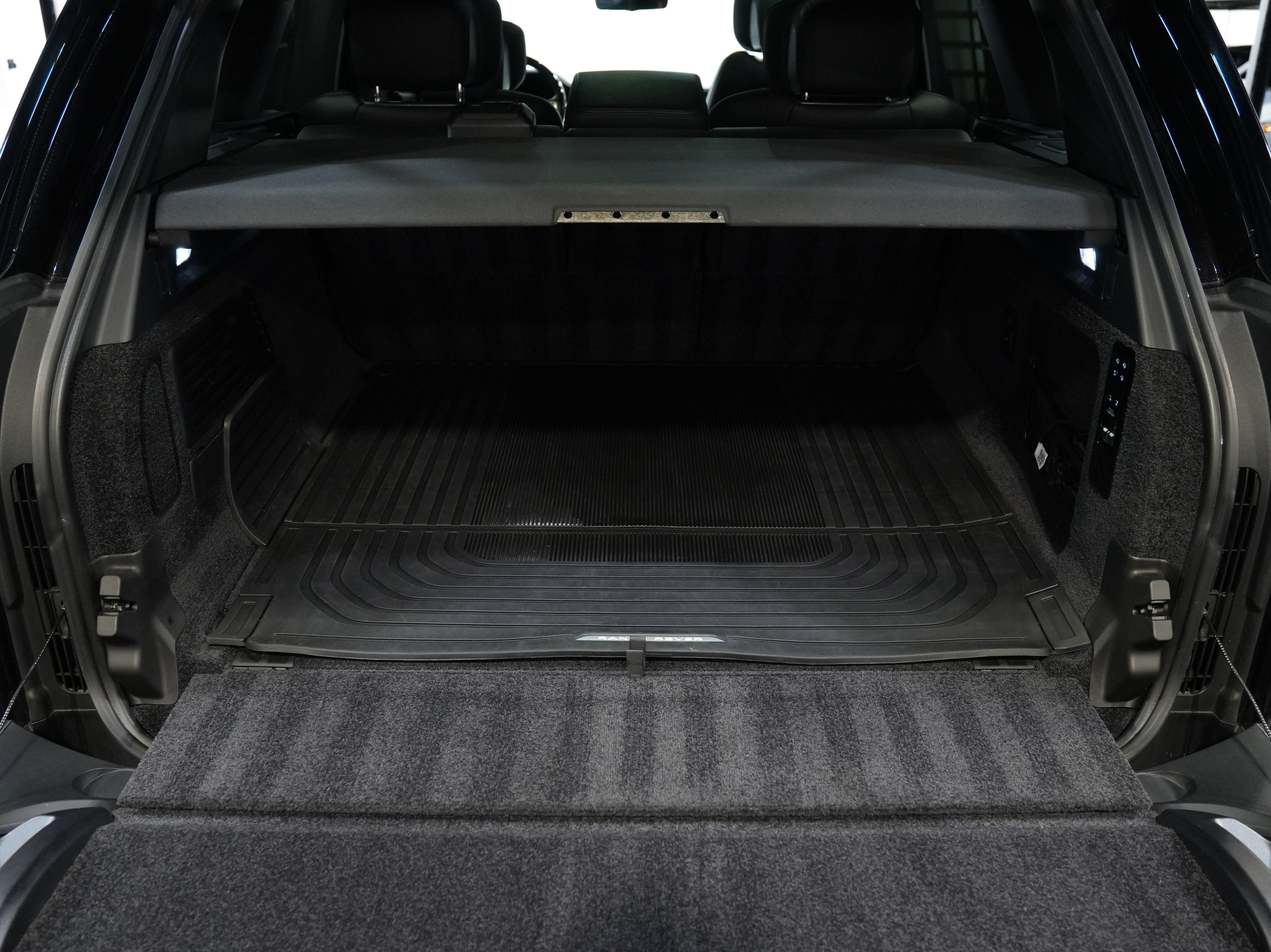 Used 2024 Land Rover Range Rover Autobiography AWD/4WD image 52