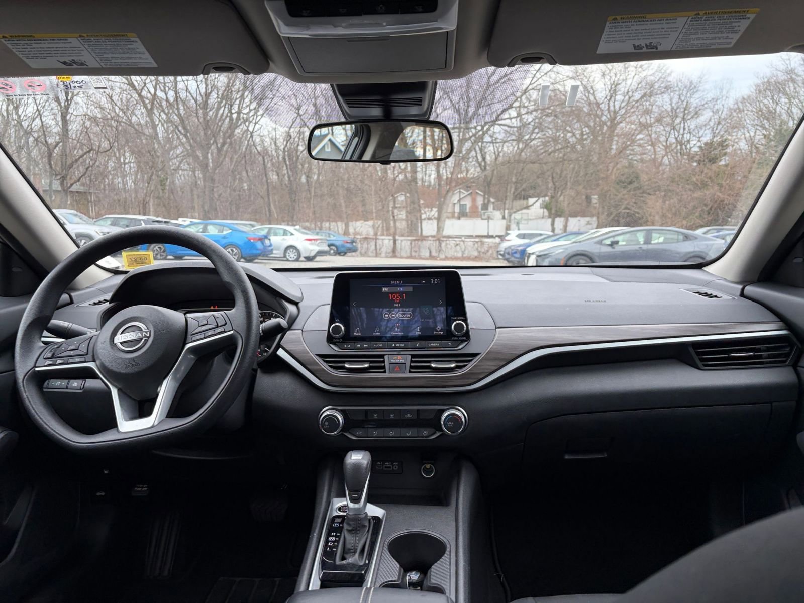 Used 2025 Nissan Altima 2.5 SV image 33