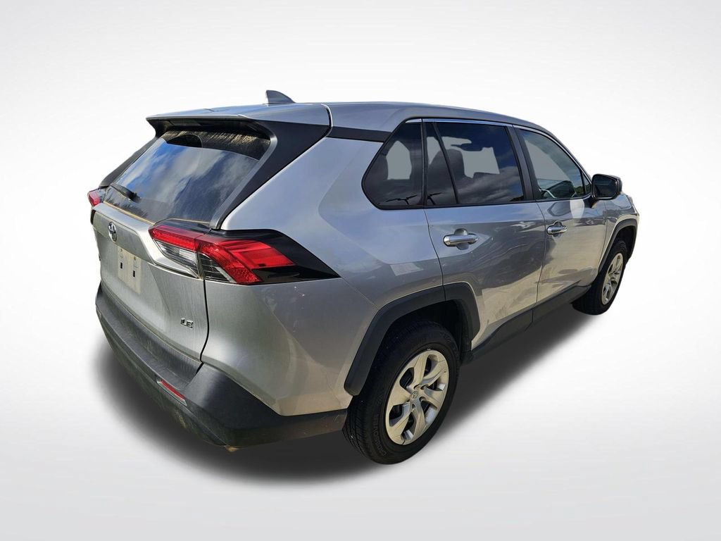 Used 2023 Toyota RAV4 LE FWD image 21