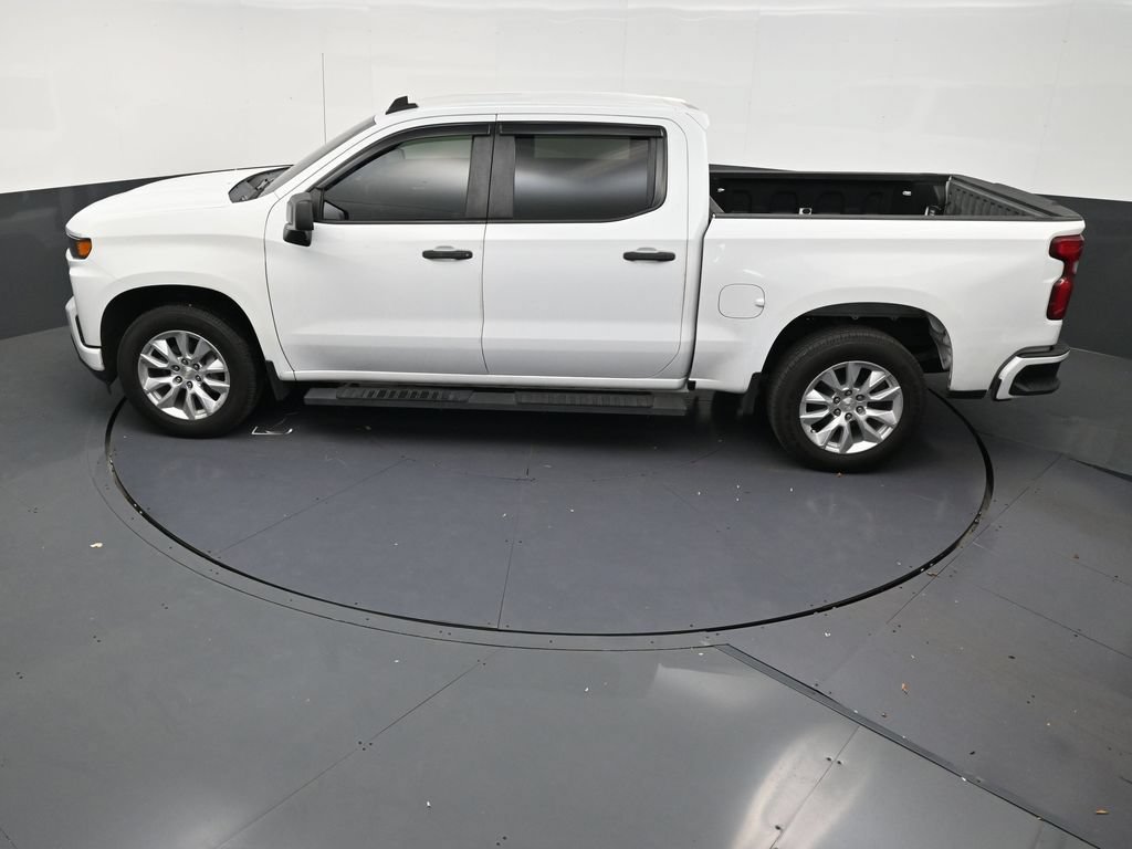 Used 2019 Chevrolet Silverado 1500 Custom w/ Custom Value Package RWD image 12