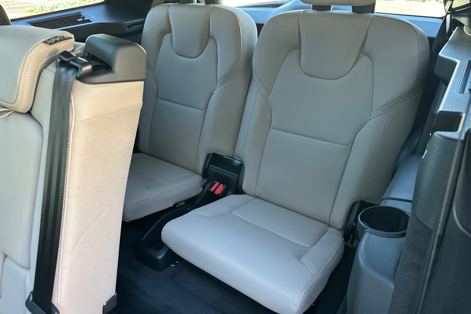 New 2026 Volvo XC90 B5 Plus AWD/4WD image 13