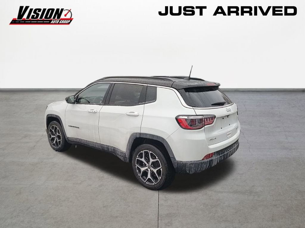Certified 2025 Jeep Compass Limited image 7