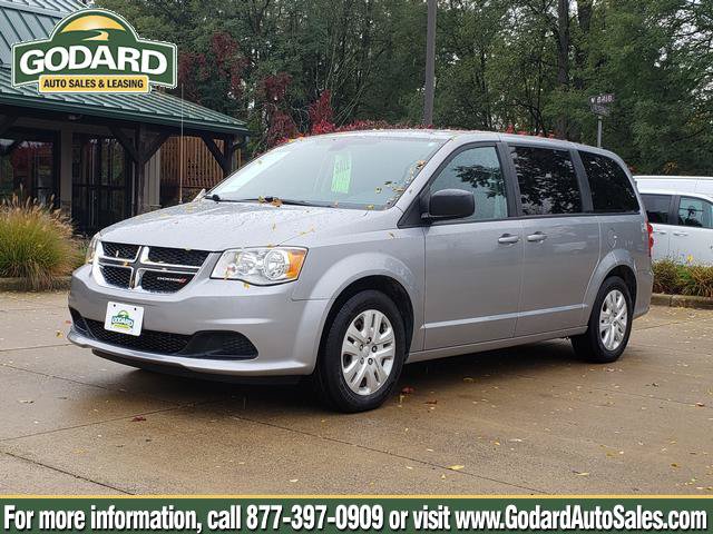 Used 2018 Dodge Grand Caravan SE w/ UConnect Hands-Free Group