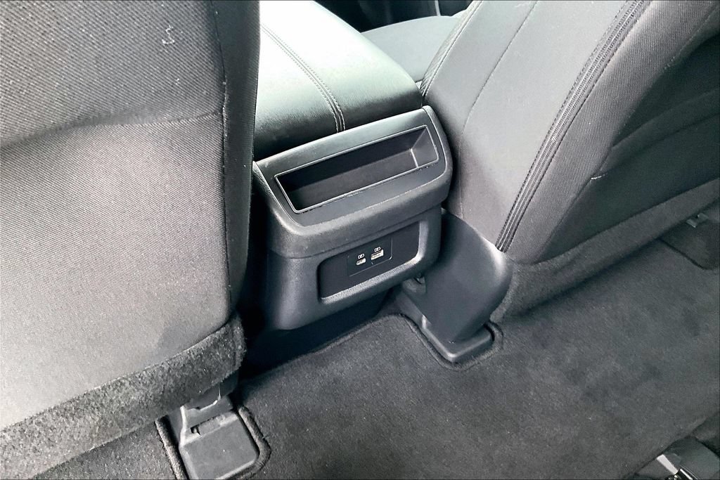 Used 2024 Nissan Pathfinder S AWD/4WD image 34