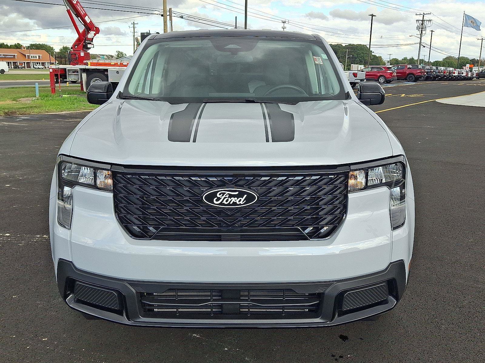 Used 2025 Ford Maverick XLT w/ XLT Luxury Package image 3