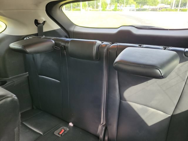 Used 2021 Toyota Highlander XLE FWD image 14