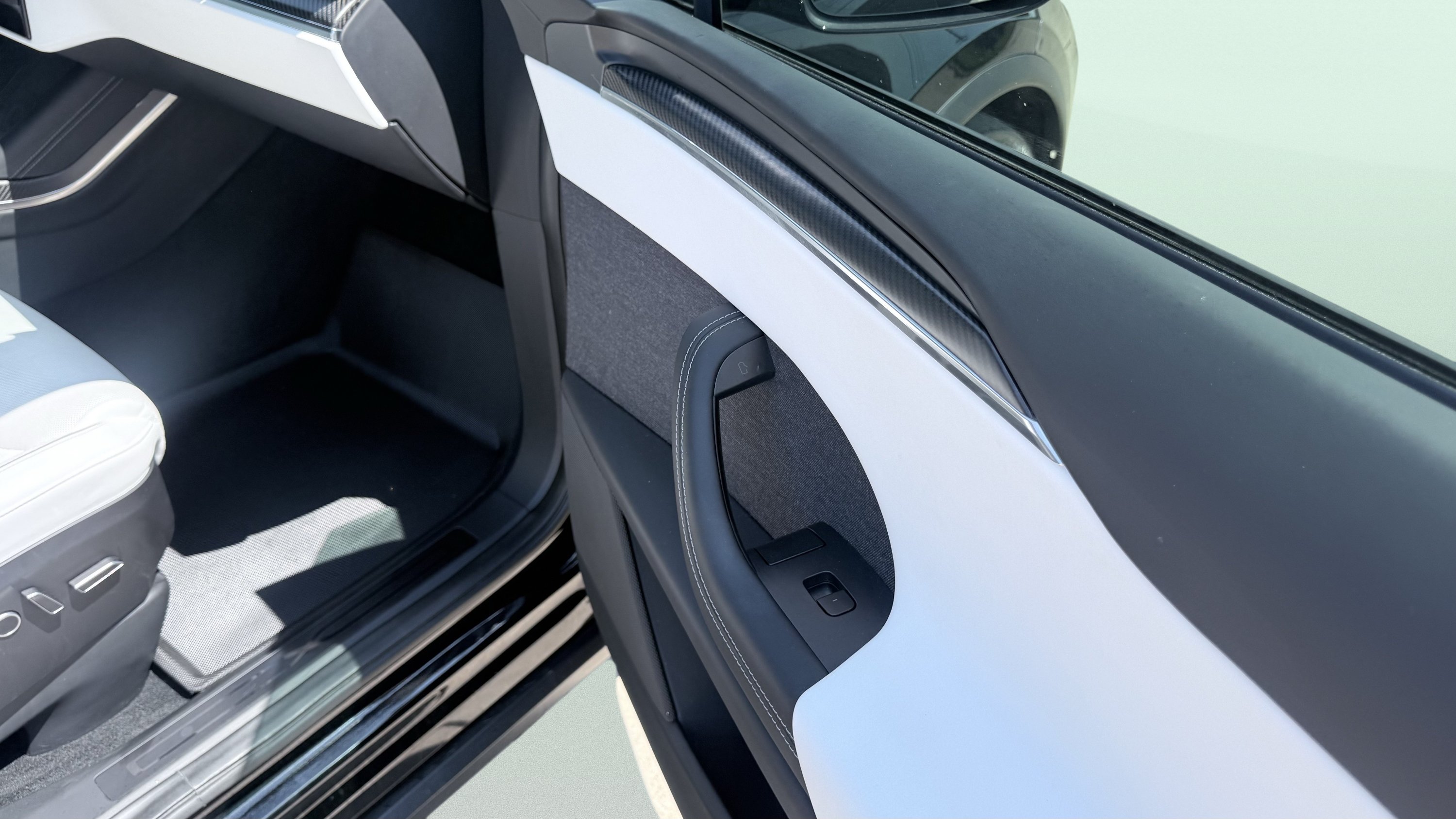 Used 2022 Tesla Model X Plaid AWD/4WD image 43