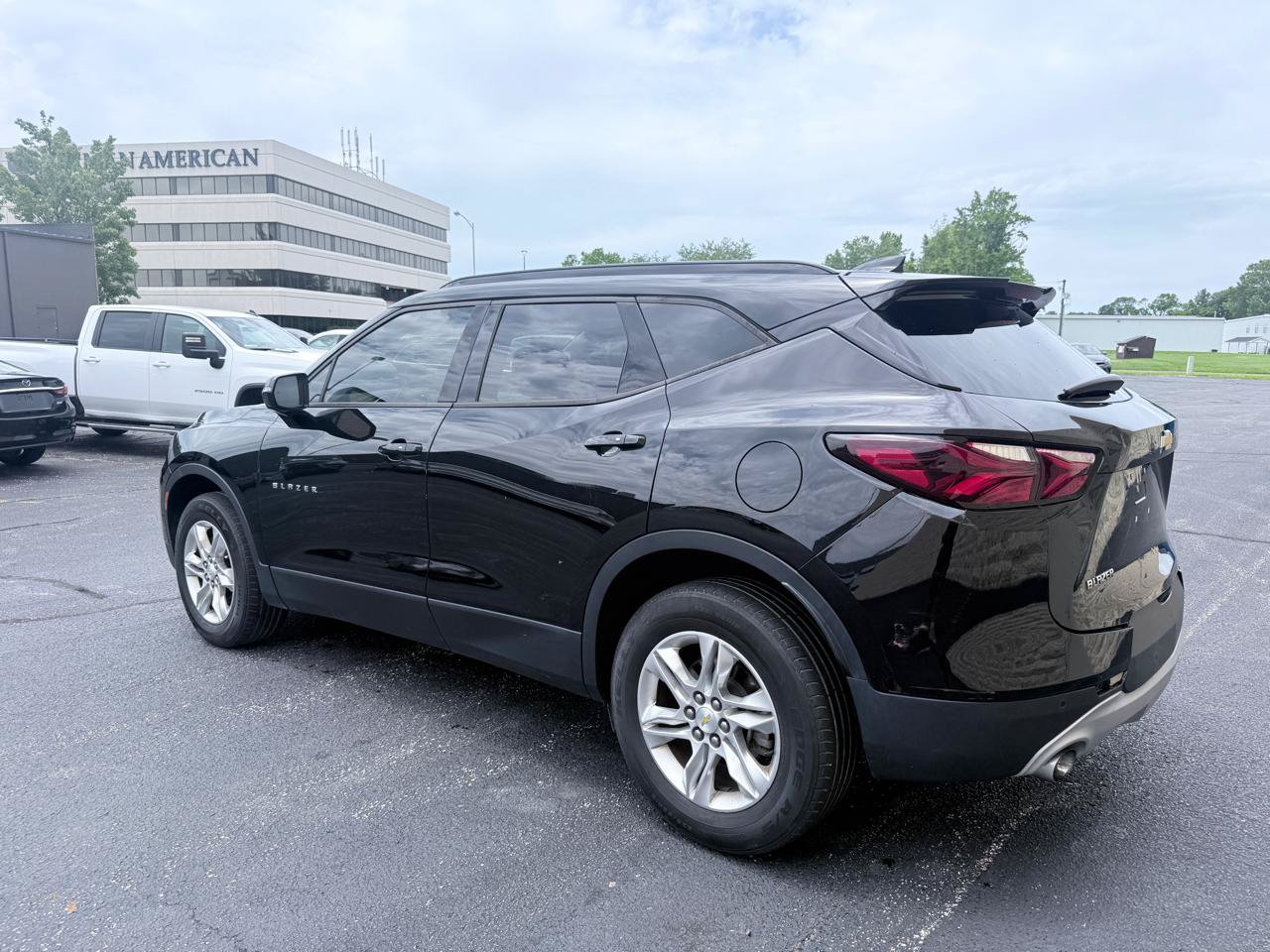 Used 2019 Chevrolet Blazer LT FWD image 3