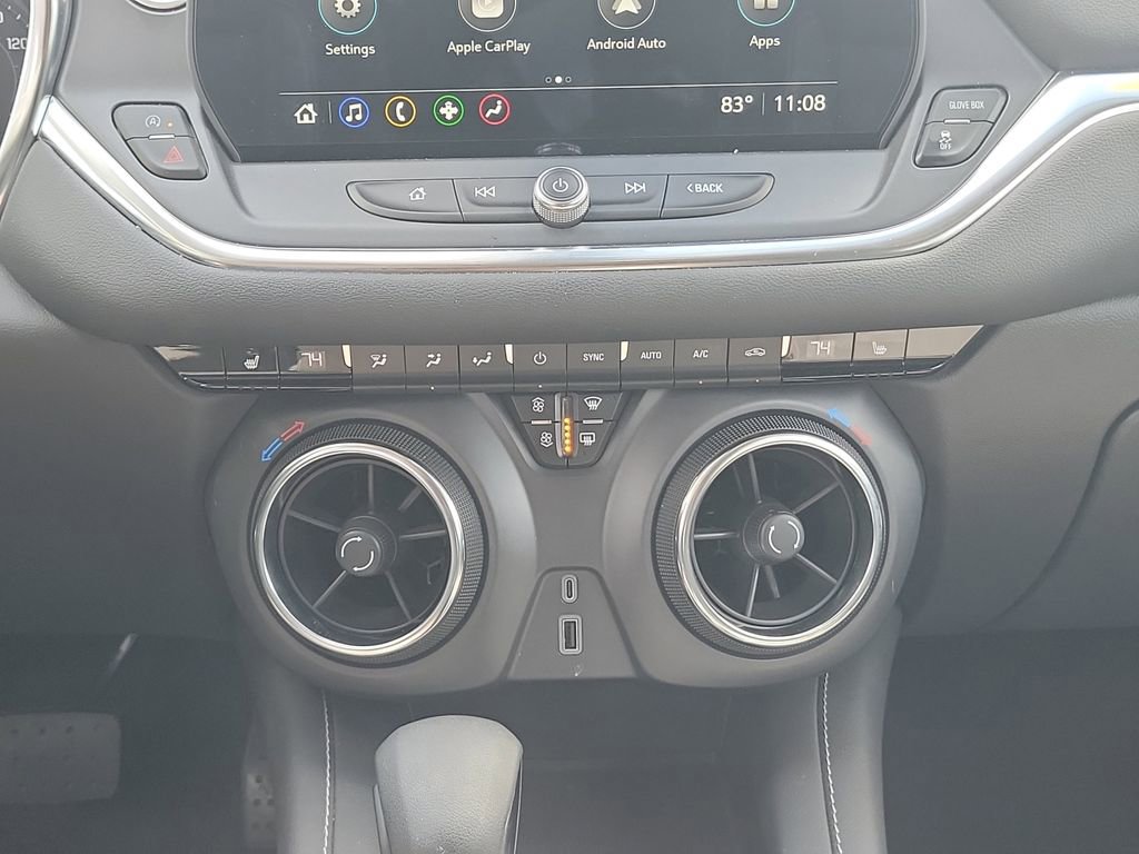 Used 2024 Chevrolet Blazer LT FWD image 17