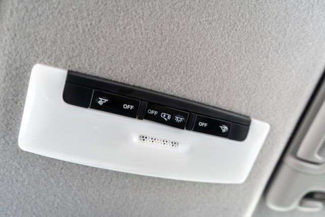 Used 2023 Nissan Kicks SV image 33