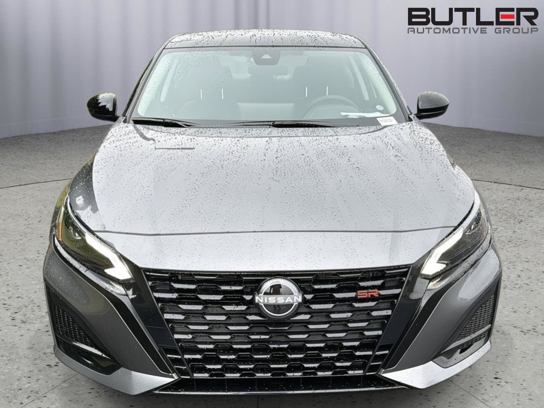 New 2026 Nissan Altima 2.5 SR w/ SR Midnight Edition Package FWD image 10