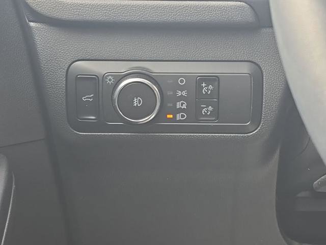 Certified 2023 Ford Escape Platinum w/ Premium Technology Package image 28