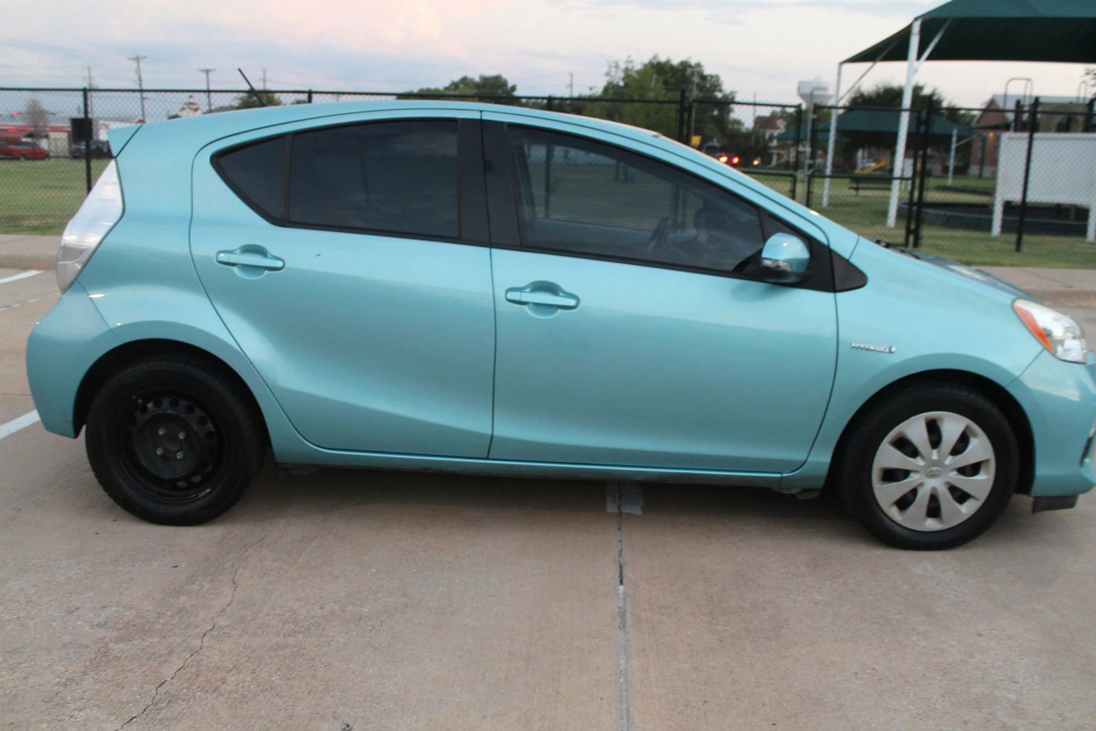 Used 2014 Toyota Prius C Two image 7