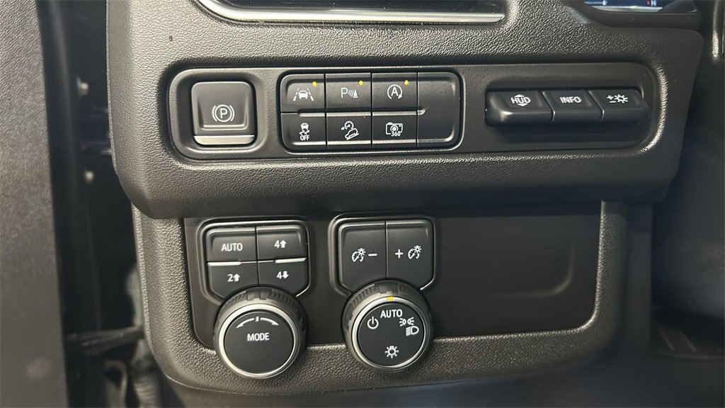 Used 2023 Chevrolet Tahoe High Country image 23