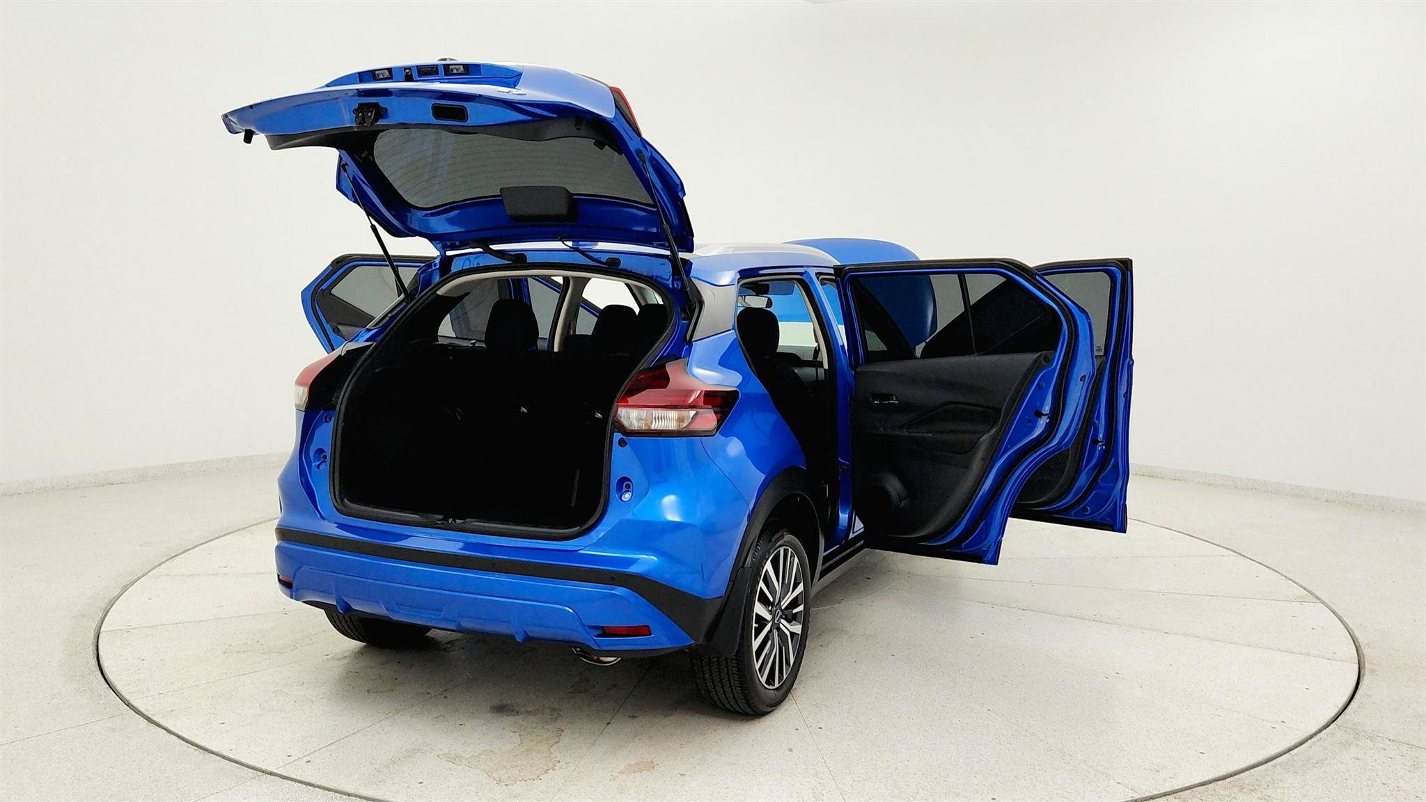 Used 2024 Nissan Kicks SV FWD image 30