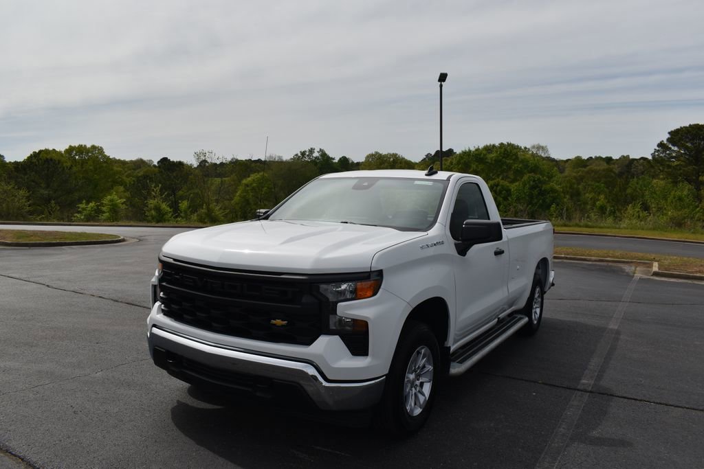 Used 2025 Chevrolet Silverado 1500 W/T image 3