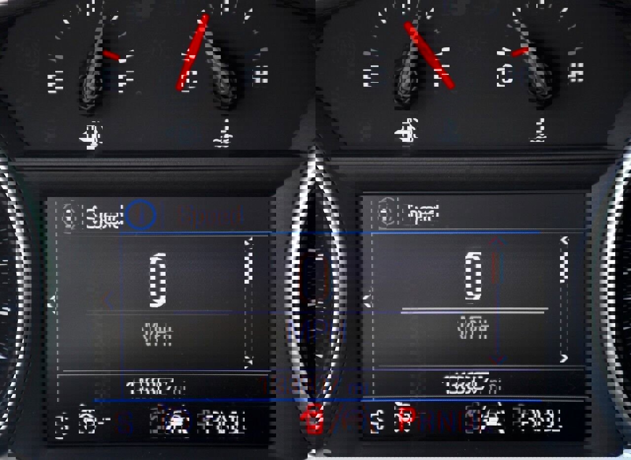 Used 2021 Chevrolet Equinox LT w/ Driver Convenience Package image 23