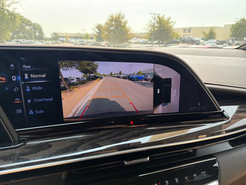 Certified 2023 Cadillac Escalade Premium Luxury AWD/4WD image 32