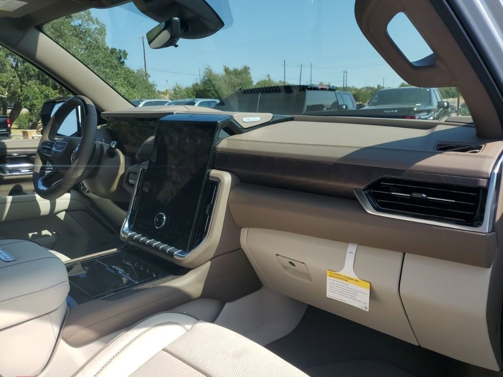 New 2026 GMC Yukon Denali image 14