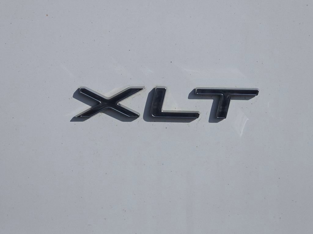 Used 2023 Ford Transit 350 XLT image 12