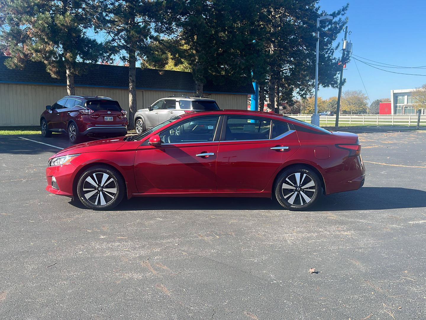 Used 2021 Nissan Altima 2.5 SV w/ SV Premium Package FWD image 8