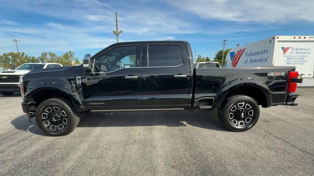 Used 2023 Ford F250 Platinum AWD/4WD image 5