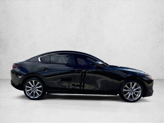 Used 2019 MAZDA MAZDA3 Sedan FWD image 5