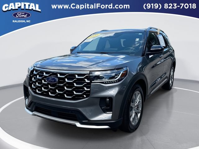 Certified 2025 Ford Explorer Platinum RWD image 1