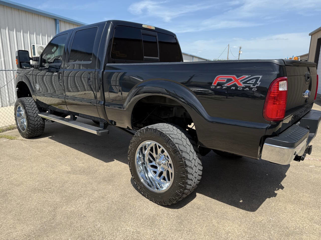 Used 2014 Ford F250 Lariat w/ Chrome Package image 10