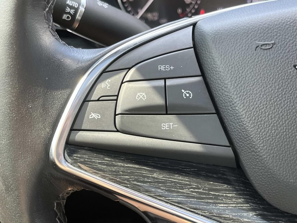 Certified 2023 Cadillac XT5 Premium Luxury AWD/4WD image 40