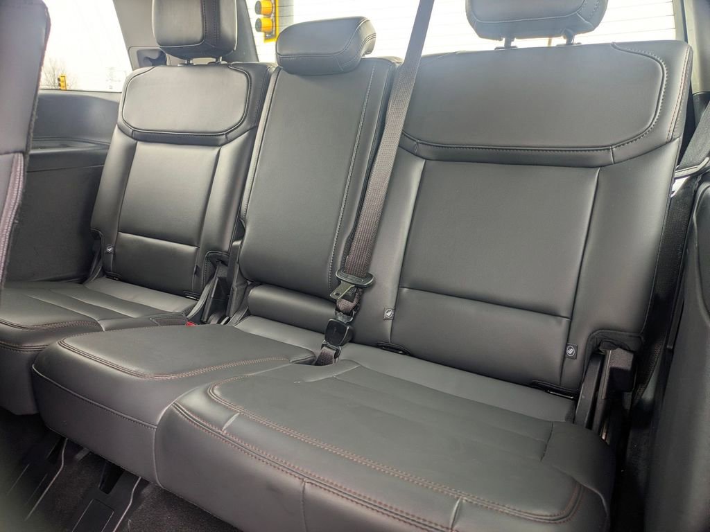 Used 2025 Ford Expedition Active image 42