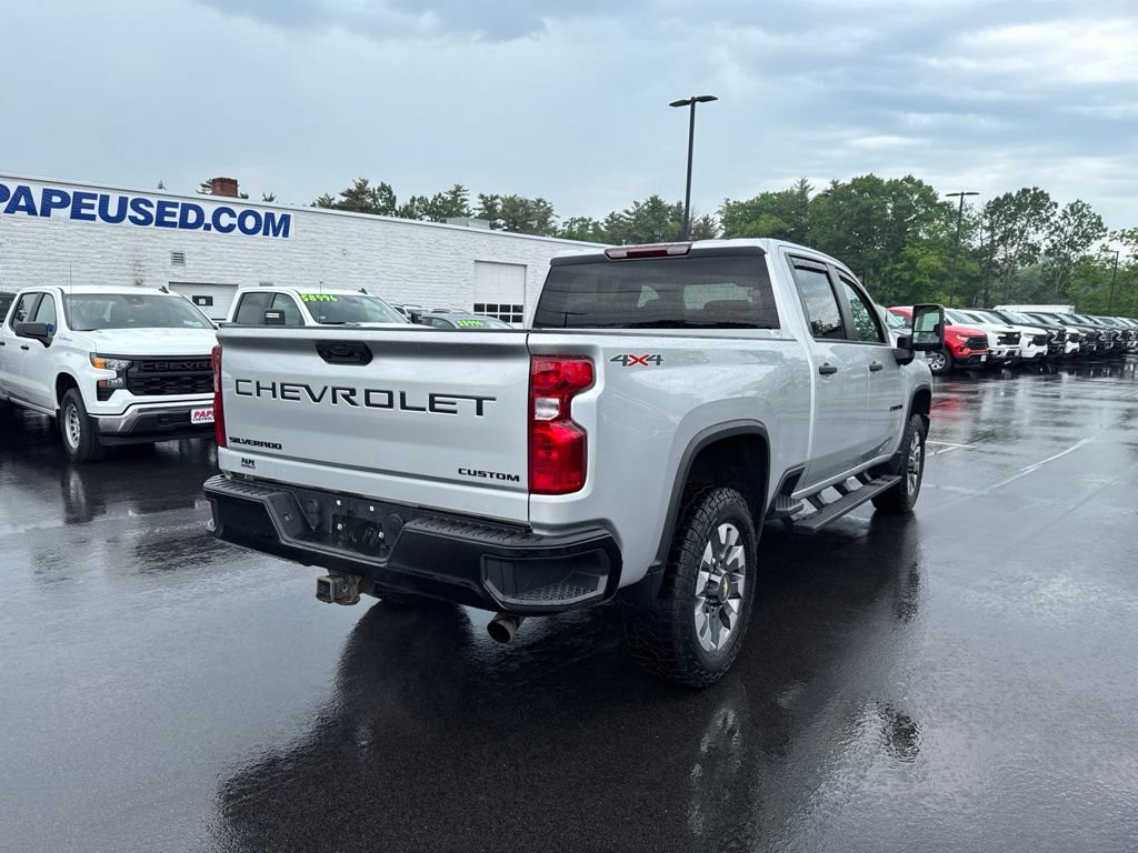 Used 2022 Chevrolet Silverado 2500 Custom w/ Custom Convenience Package AWD/4WD image 4