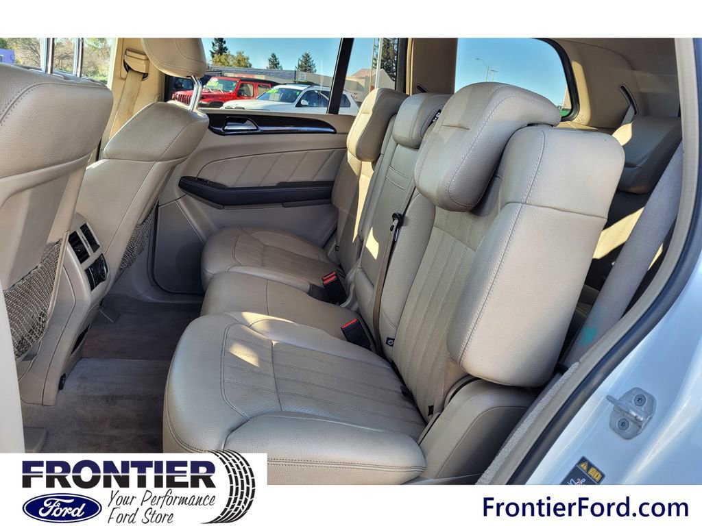 Used 2015 Mercedes-Benz GL 450 4MATIC image 9