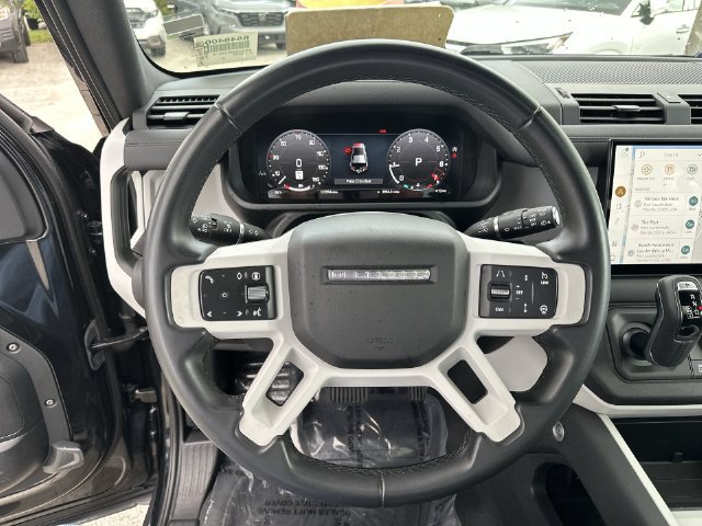 Used 2025 Land Rover Defender 110 S AWD/4WD image 14
