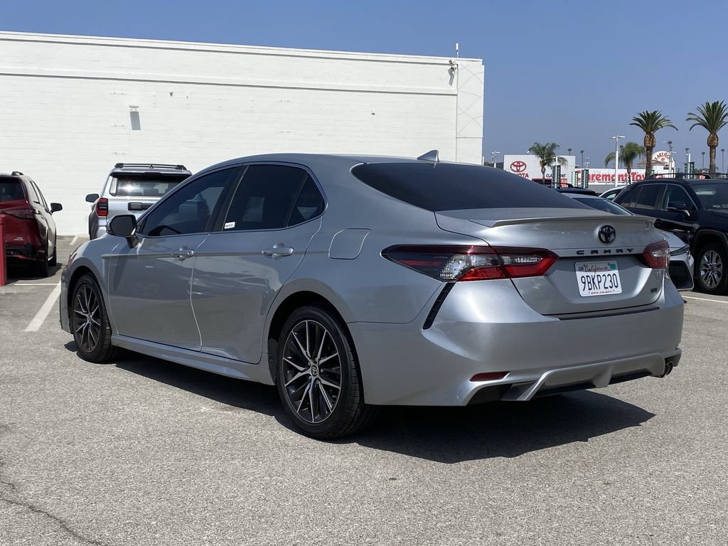 Certified 2022 Toyota Camry SE w/ Carpet Mat Package (TMS) FWD image 4