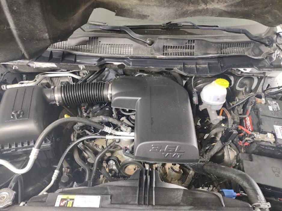 Used 2022 RAM 1500 Tradesman w/ Chrome Appearance Group image 17