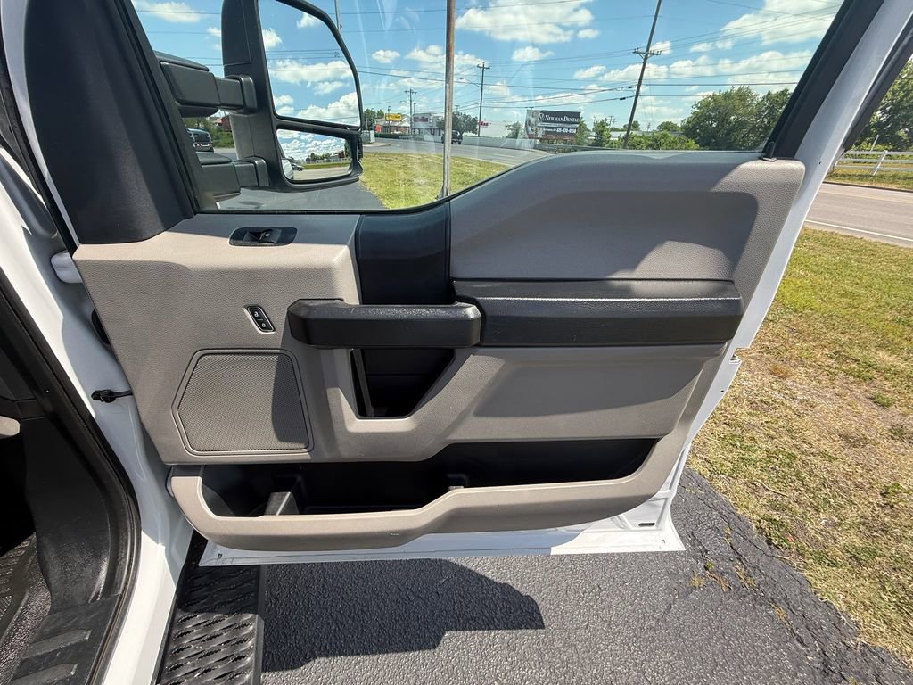 Used 2019 Ford F550 2WD Crew Cab Super Duty image 22