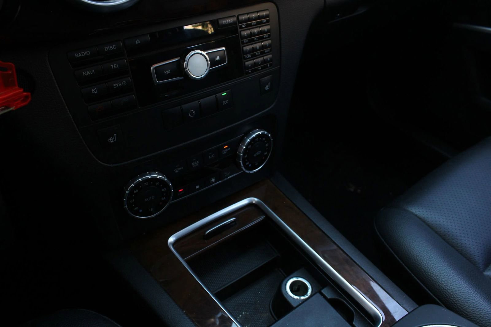 Used 2015 Mercedes-Benz GLK 350 4MATIC w/ Premium 1 Package image 35