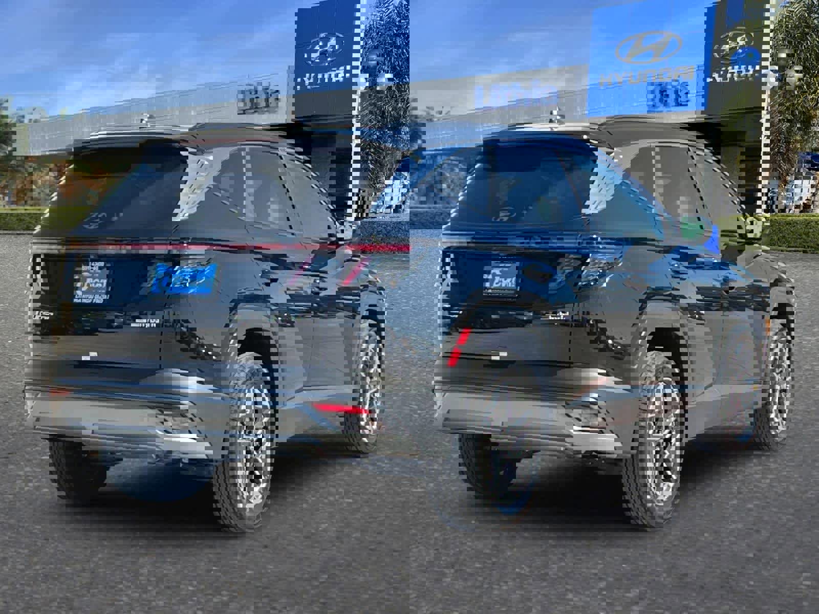 Certified 2025 Hyundai Tucson SEL image 3