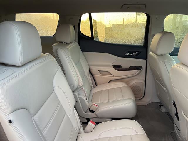 Used 2022 GMC Acadia Denali image 11
