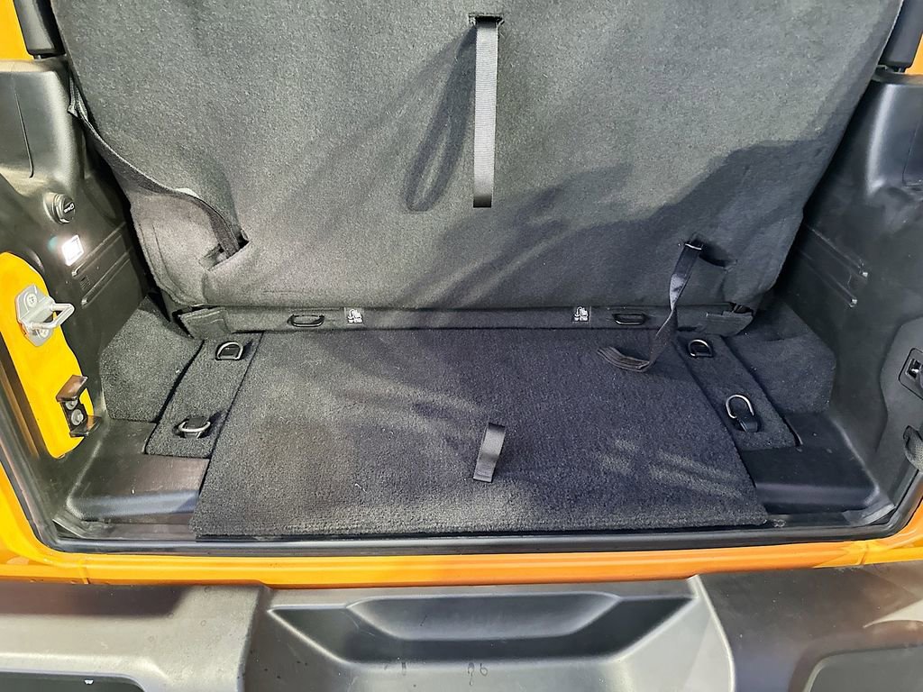 Used 2021 Jeep Wrangler Islander image 33
