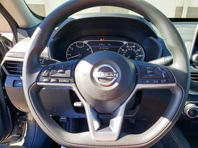 Used 2023 Nissan Altima 2.5 SV image 16