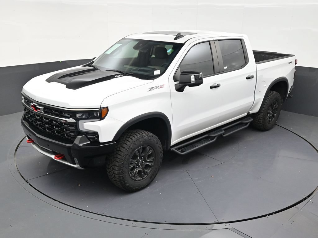 Used 2025 Chevrolet Silverado 1500 ZR2 w/ Technology Package AWD/4WD image 12