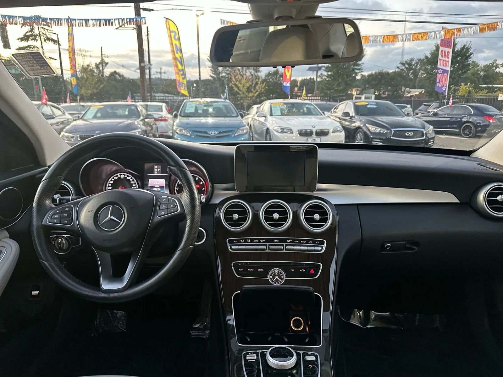 Used 2018 Mercedes-Benz C 300 4MATIC Sedan image 22