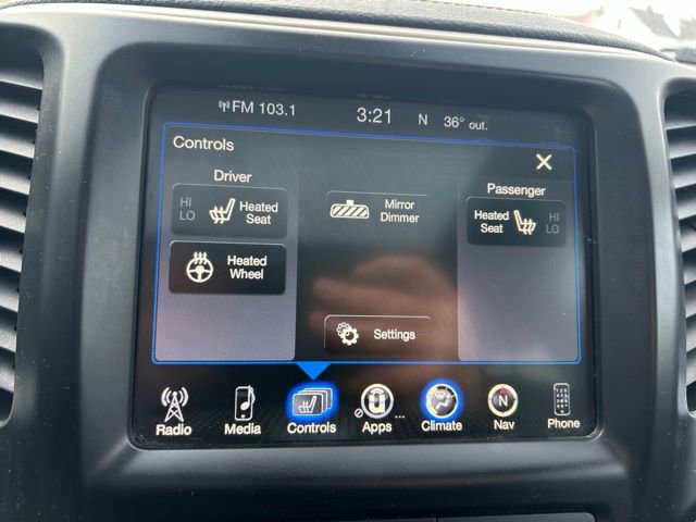 Used 2018 Jeep Cherokee Limited image 29