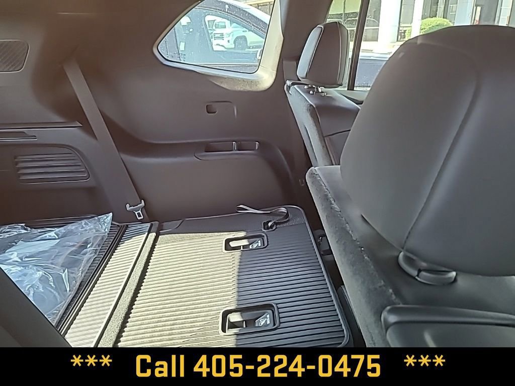 New 2026 GMC Acadia AT4 w/ LPO, Floor Liner Package image 20