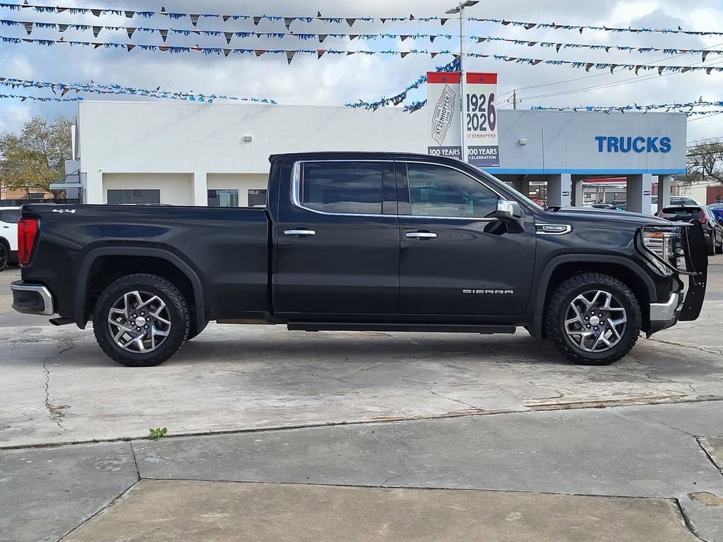 Used 2022 GMC Sierra 1500 SLT w/ SLT Convenience Package image 8