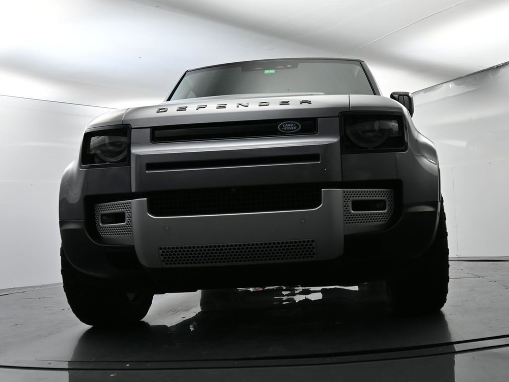 Used 2023 Land Rover Defender 110 S image 52